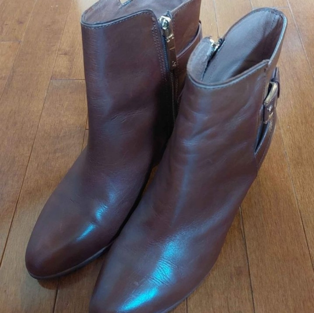 LOUISE ET CIE Zalia Brown Leather Ankle Boots. Size 41.